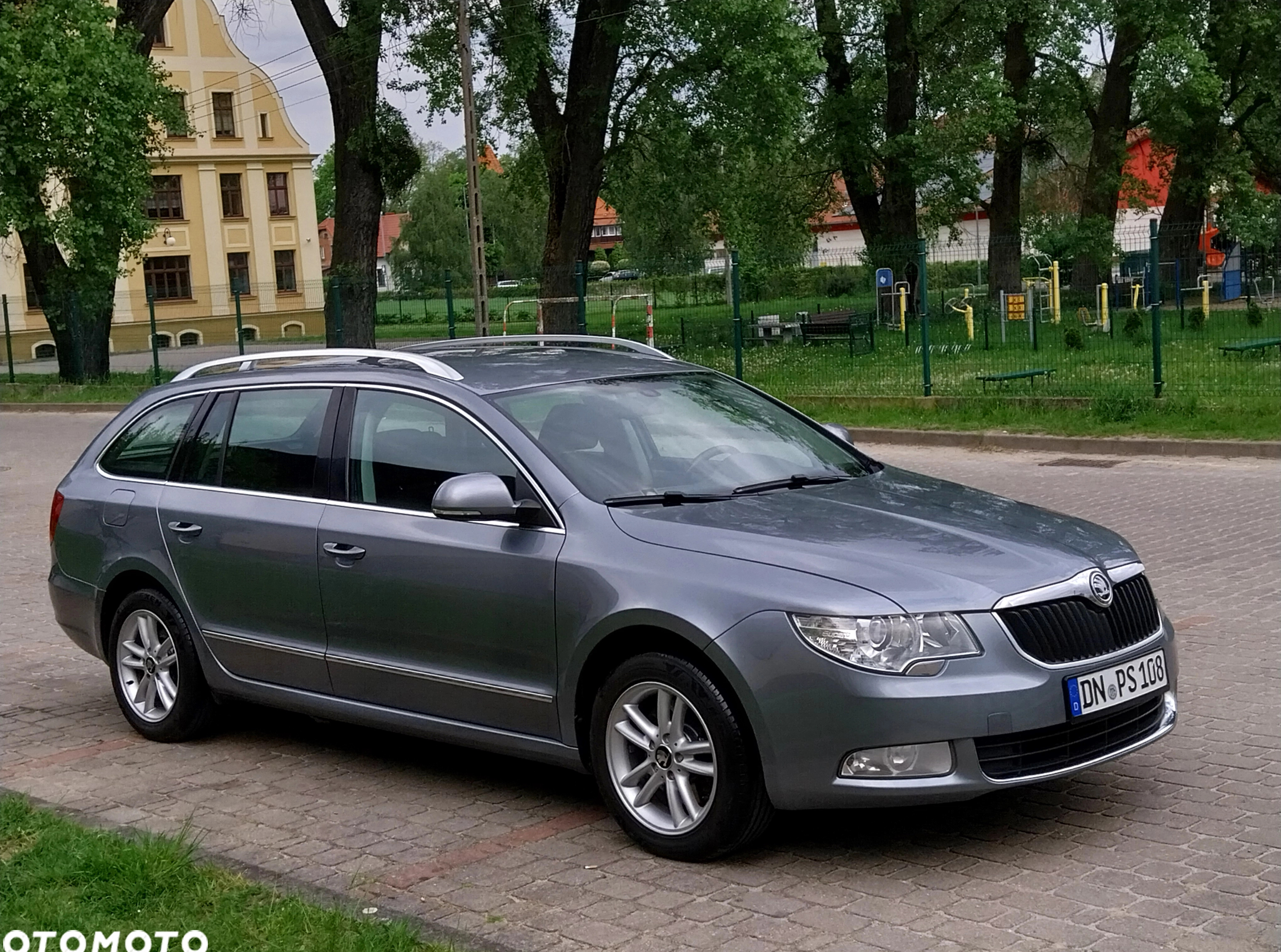 Skoda Superb cena 31700 przebieg: 243754, rok produkcji 2012 z Orneta małe 11